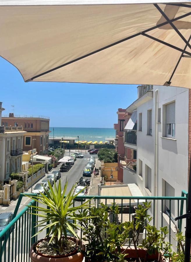 Ostia Bed And Beach Eksteriør billede
